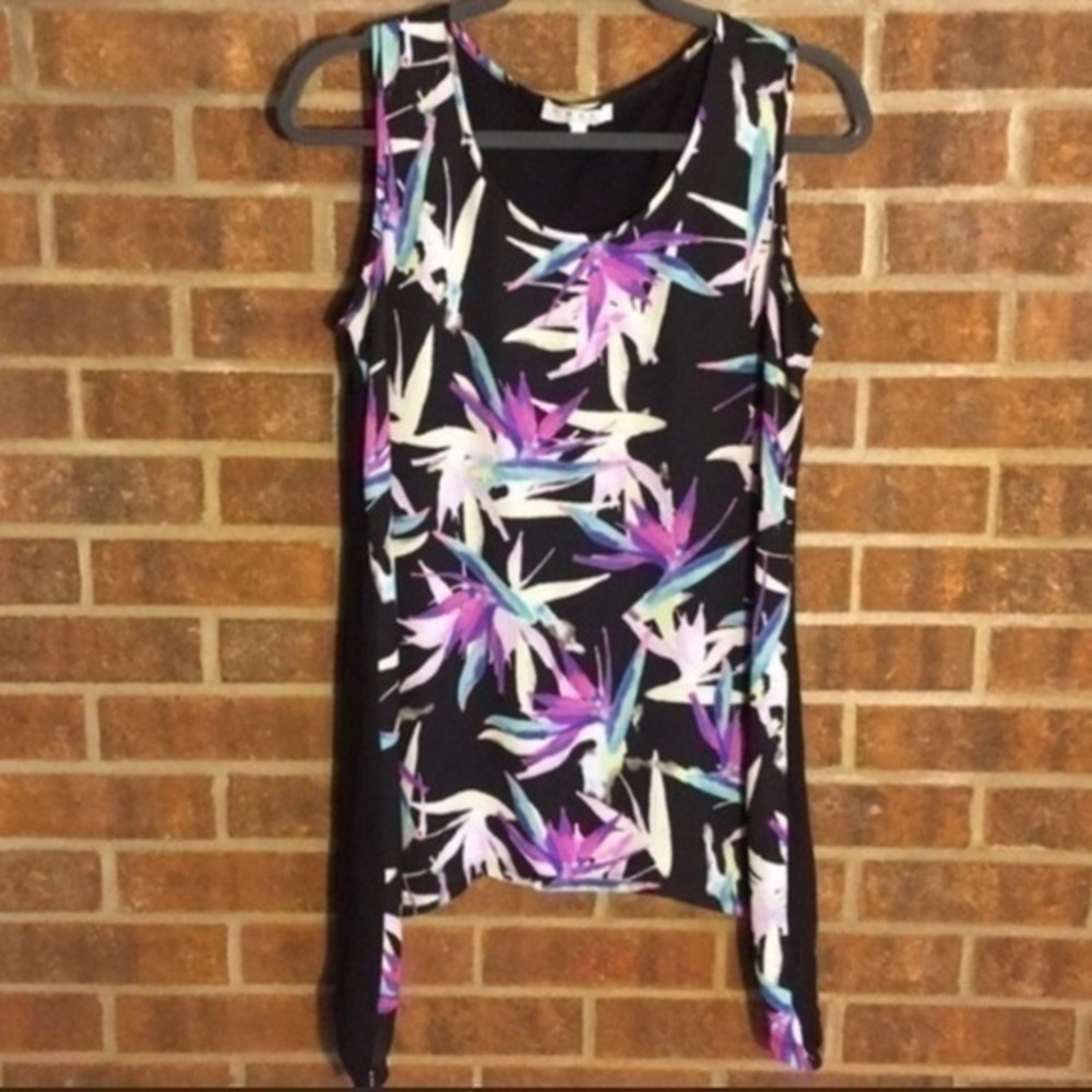 Chaus Watercolor Floral Patterned Flowy Tank Top​